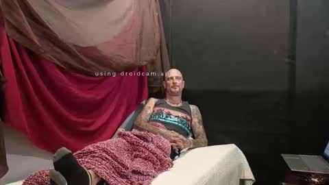 Snapshot of carolinecharm chatting on January 15, 1:21 am Caroline Charms Strict Authority online show from January 15, 1:21 am