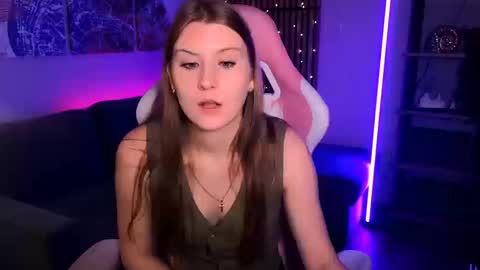 Caroline online show from March 14, 7:58 am