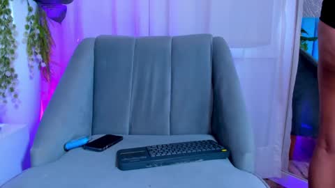 Snapshot of carolineegarcia chatting on February 14, 12:25 pm CarolineeGarcia online show from February 14, 12:25 pm