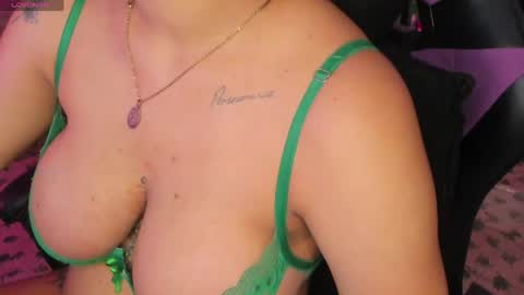 CarolineeGarcia online show from May 6, 10:31 am