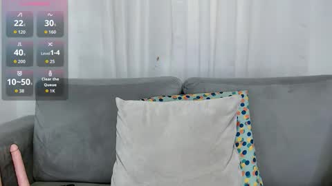 Caroline  online show from September 29, 6:46 pm