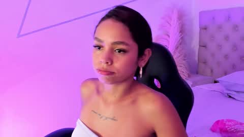 Caroline online show from March 9, 2:37 am