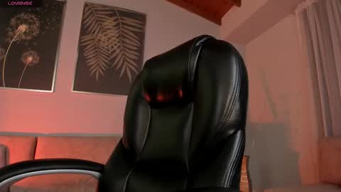 Caro online show from November 6, 10:49 am