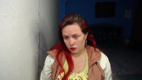 Carolinhe  online show from February 12, 8:04 pm