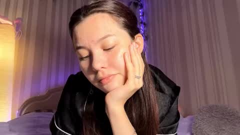 Emma online show from January 17, 11:59 am