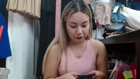 caroo0615 online show from October 20, 11:27 pm