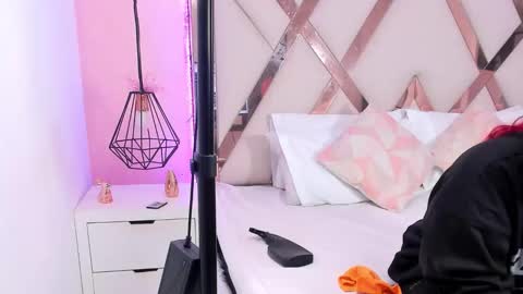 Caro Gmez  online show from January 5, 5:27 pm