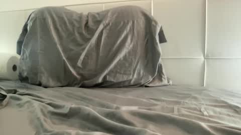 Snapshot of carpetchest chatting on April 1, 3:29 am Thick Juciy online show from April 1, 3:29 am