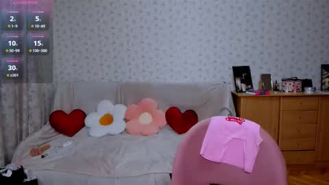 Your 3 online show from February 4, 5:30 pm