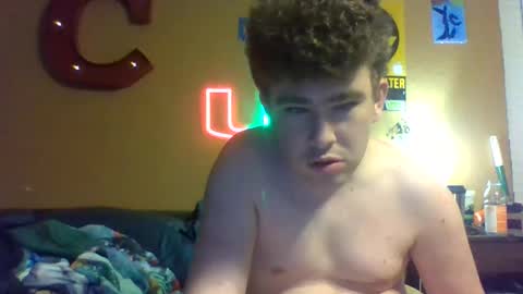 Snapshot of carsonlueders8775 chatting on October 25, 1:02 am carsonlueders8775 online show from October 25, 1:02 am