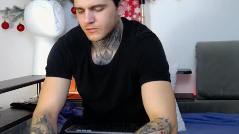 Snapshot of carter_reos chatting on December 15, 1:43 pm Carter online show from December 15, 1:43 pm