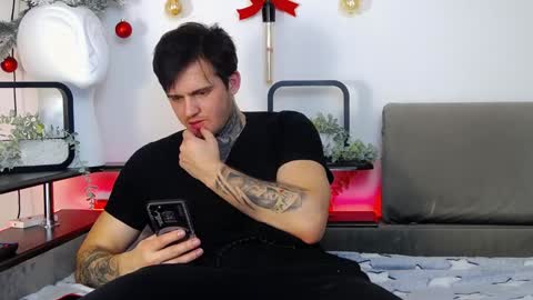 Snapshot of carter_reos chatting on December 26, 1:43 pm Carter online show from December 26, 1:43 pm