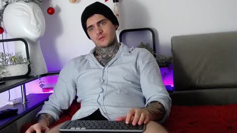 Snapshot of carter_reos chatting on January 2, 3:29 pm Carter online show from January 2, 3:29 pm