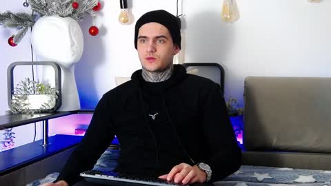 Snapshot of carter_reos chatting on January 16, 7:38 am Carter online show from January 16, 7:38 am