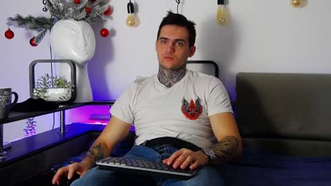 Snapshot of carter_reos chatting on January 17, 7:41 am Carter online show from January 17, 7:41 am