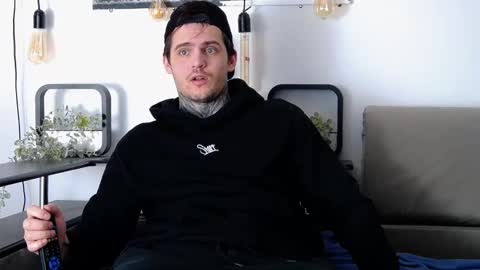 Snapshot of carter_reos chatting on March 3, 1:31 pm Carter online show from March 3, 1:31 pm