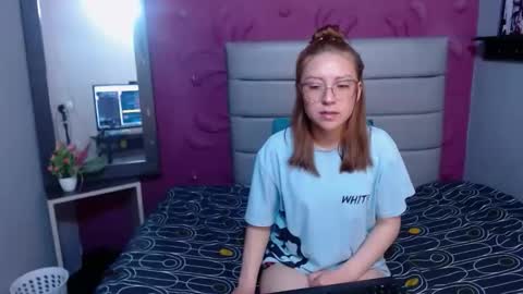 Snapshot of casandraroberthrs707 chatting on March 26, 8:14 pm casandraroberthrs707 online show from March 26, 8:14 pm