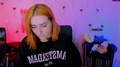 Snapshot of casey_meow_ chatting on March 12, 10:10 am casey_meow_ online show from March 12, 10:10 am