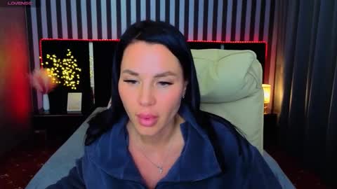 Snapshot of casey_min chatting on March 21, 4:21 pm casey_min online show from March 21, 4:21 pm