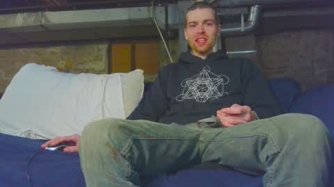 casey online show from December 12, 2:04 am