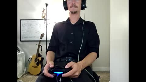 caseygirthwood online show from December 19, 11:45 pm