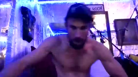 okiedadd online show from October 16, 1:34 pm