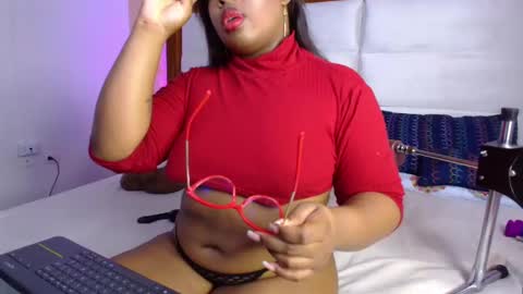 Snapshot of caseymoon chatting on February 28, 12:52 pm Casey online show from February 28, 12:52 pm
