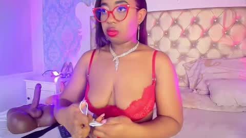 Snapshot of caseymoon chatting on March 3, 2:12 pm Casey online show from March 3, 2:12 pm