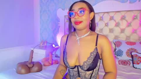 Snapshot of caseymoon chatting on March 17, 12:41 pm Casey online show from March 17, 12:41 pm