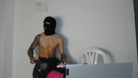 cash_master777 online show from November 28, 11:24 am