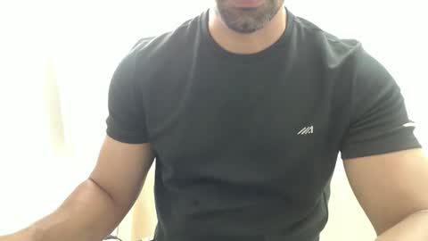 cashmastermuscle77 online show from January 15, 12:21 pm