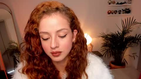 Snapshot of cassandra_caiin chatting on February 23, 7:07 pm Cassie online show from February 23, 7:07 pm
