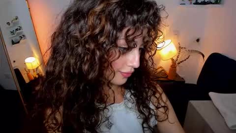 Snapshot of cassandra_caiin chatting on March 22, 1:31 am Cassie online show from March 22, 1:31 am