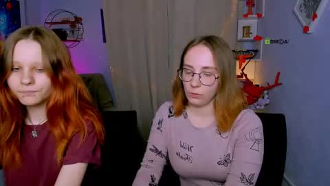 Snapshot of cassandra_nik chatting on March 23, 8:13 pm Cassandra online show from March 23, 8:13 pm