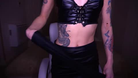 Cassandra online show from November 24, 11:59 pm