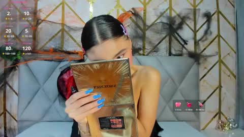 Cassidy online show from November 2, 8:33 pm