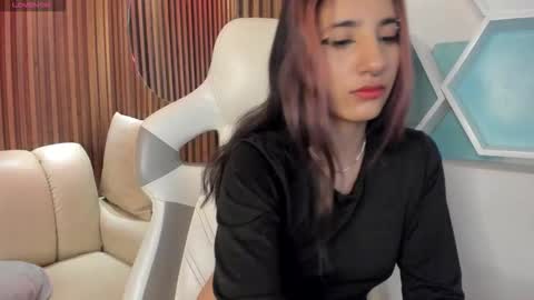 cassidy_evans online show from September 18, 11:45 am