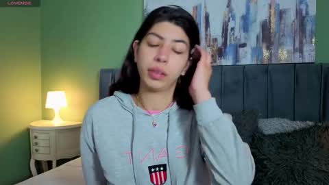 cassie_bloom online show from March 29, 3:06 am