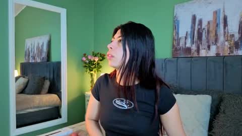 cassie_bloom online show from April 2, 8:39 pm