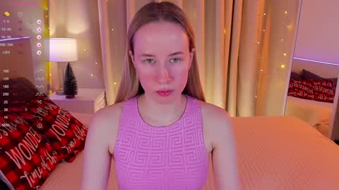Cassie online show from December 5, 8:44 pm