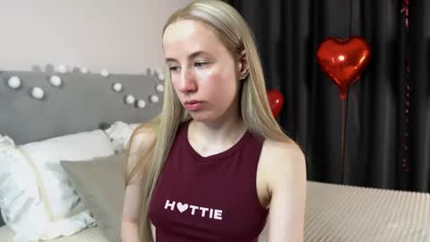 Cassie online show from February 9, 9:08 pm