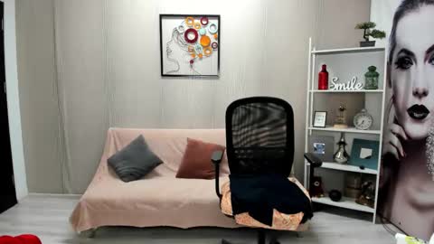 CassieJonas online show from December 3, 4:31 am