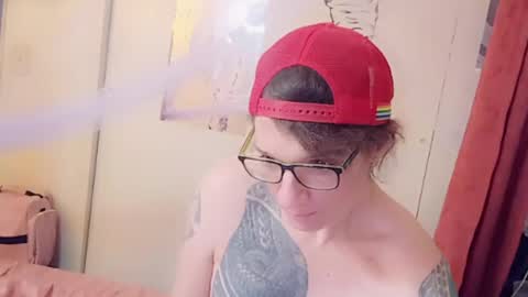 Cassiemichelle online show from May 17, 11:28 am