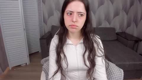 Snapshot of cassiesparkle chatting on April 7, 8:26 am Cassie online show from April 7, 8:26 am