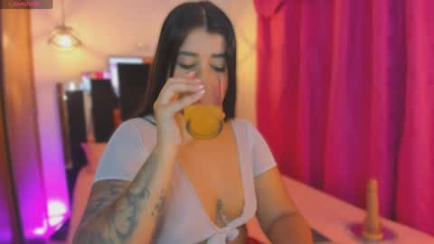 Snapshot of cassiestevenss chatting on April 1, 2:12 am Cassie Stevens online show from April 1, 2:12 am