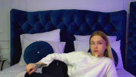 Cassie online show from March 23, 6:50 am