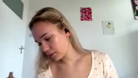 Olivia online show from March 20, 8:08 am