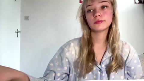 Olivia online show from March 23, 9:35 am