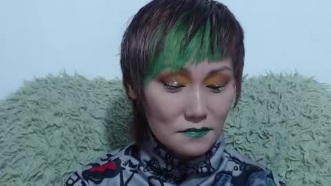 Snapshot of cassiopeia2025 chatting on March 6, 1:05 am cassiopeia2025 online show from March 6, 1:05 am