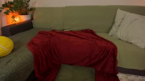 Snapshot of cassisland chatting on March 21, 9:07 pm cassandra online show from March 21, 9:07 pm